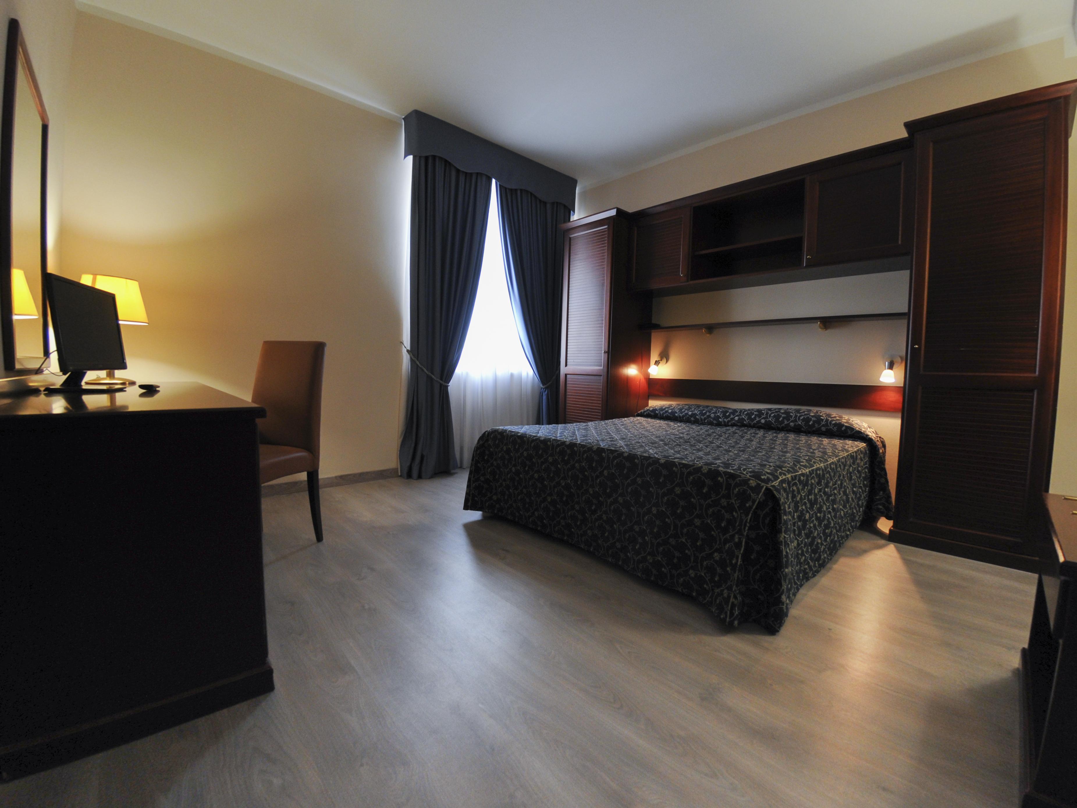 Hotel Mediterraneo Civitavecchia Eksteriør bilde